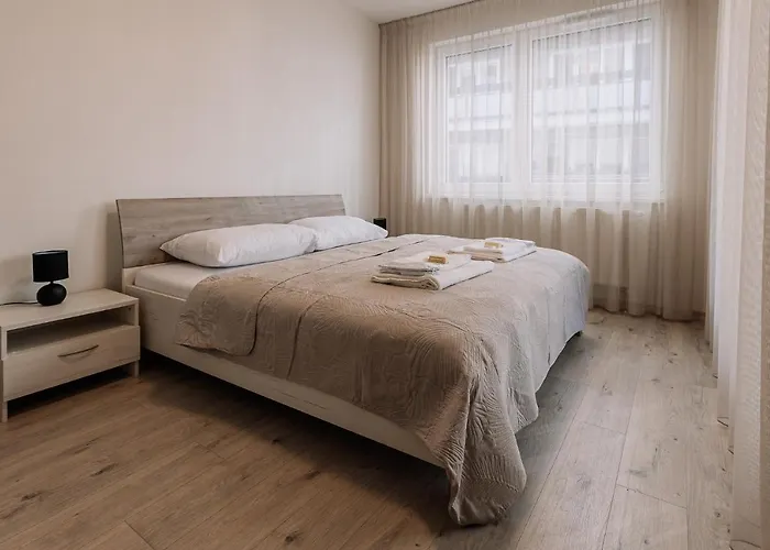 Skau 2 Old Town Family & Business 2 Floor Free Parking * 브라티슬라바