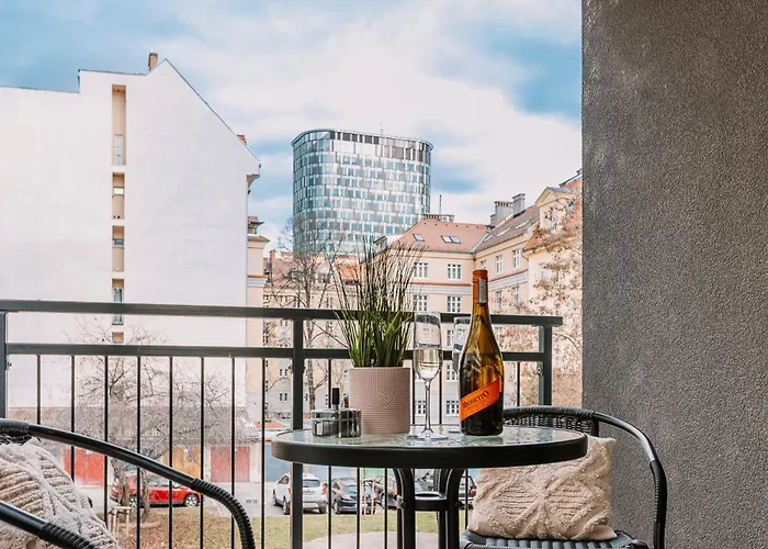 Lägenhet Skau 2 Old Town Family & Business 2 Floor Free Parking Bratislava