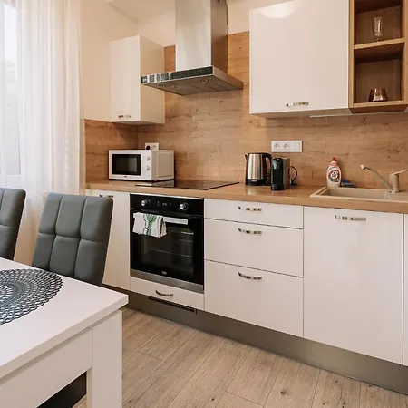 Apartment Skau 2 Old Town Family & Business 2 Floor Free Parking