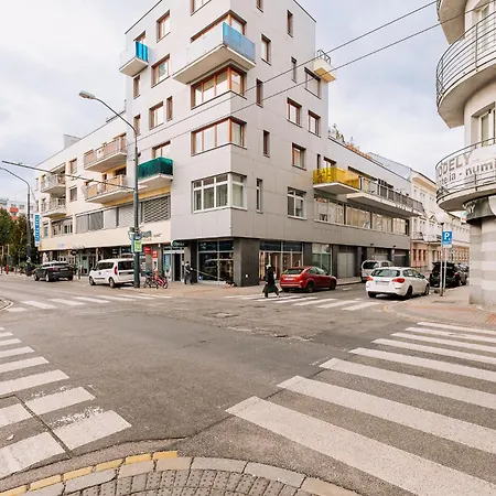 Skau 2 Old Town Family & Business 2 Floor Free Parking Apartment Bratislava